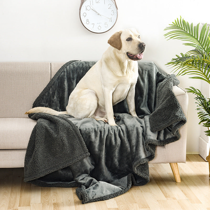 Amazon waterproof urine proof pet blanket cotton flannel comfortable thickened mat mattress pet supplies